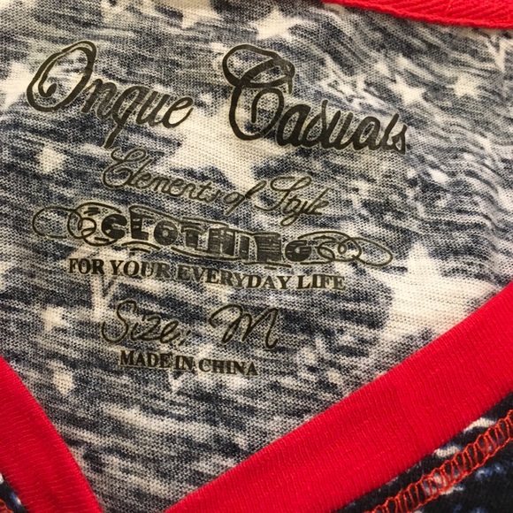 Onque Casuals Star Studded Top M FREE SHIP - Picture 4 of 6